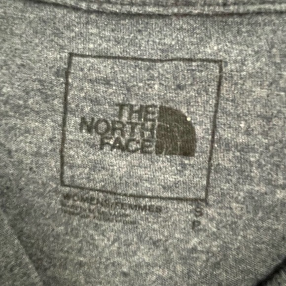 The North Face women's t-shirt Small - Picture 3 of 3